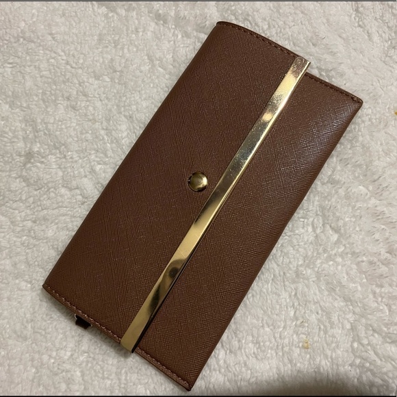 Handbags - Cute Tan Wallet
